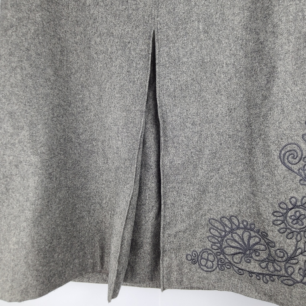 Mexx Gray Embroidered Midi Pencil Skirt Size 8 Lined Modest Academia Career - Picture 3 of 7